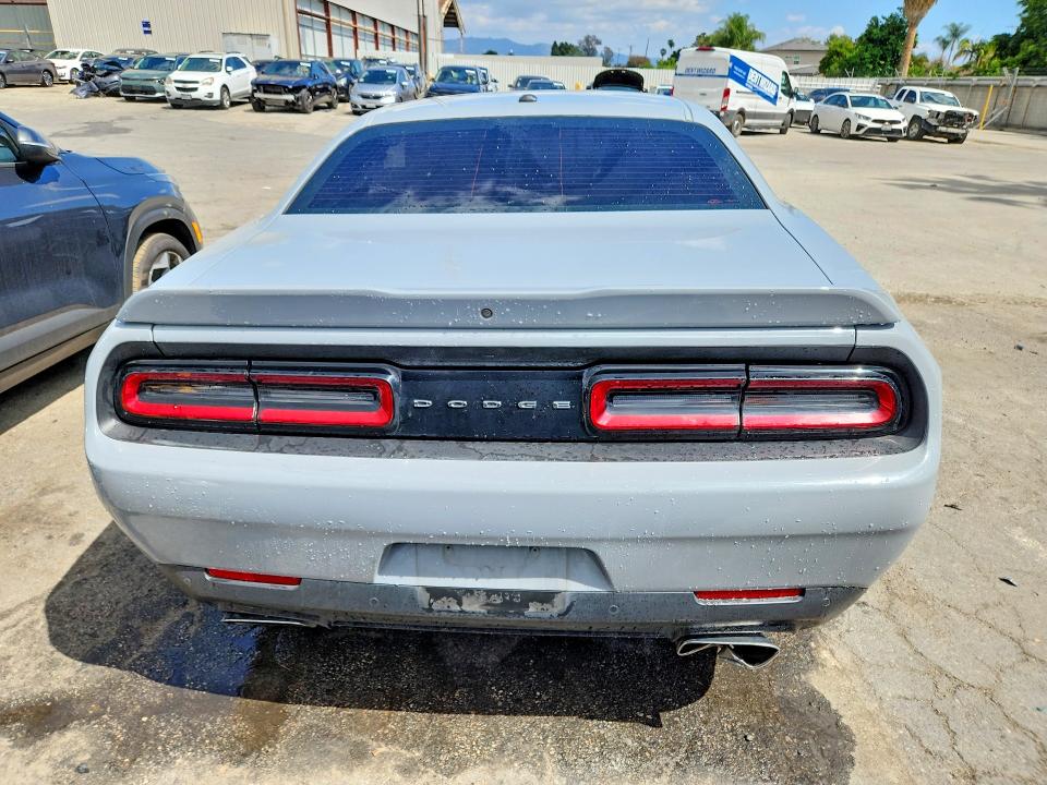 Продаж на аукціоні авто 2022 Dodge Challenger, vin: 2C3CDZBT4NH124700, номер лоту: 46686556