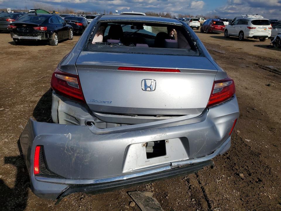 Продаж на аукціоні авто 2017 Honda Accord, vin: 1HGCT1B32HA007251, номер лоту: 48405616