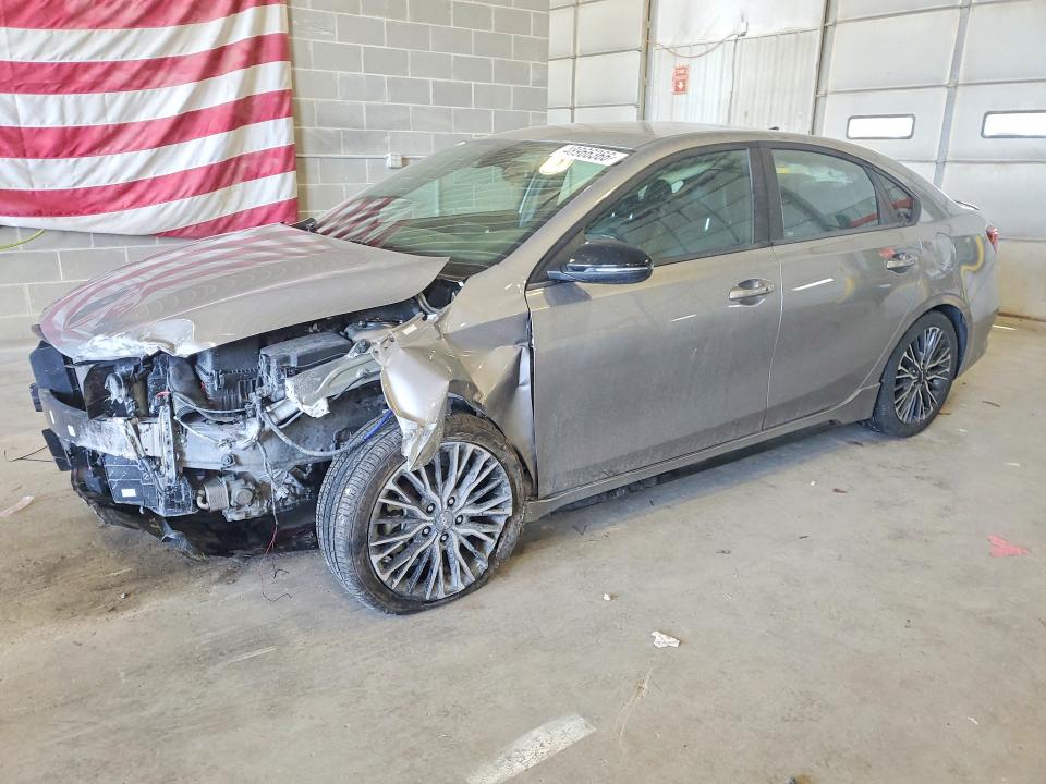 48966366 :رقم المزاد ، 3KPF54AD5RE702338 vin ، 2024 Kia Forte مزاد بيع
