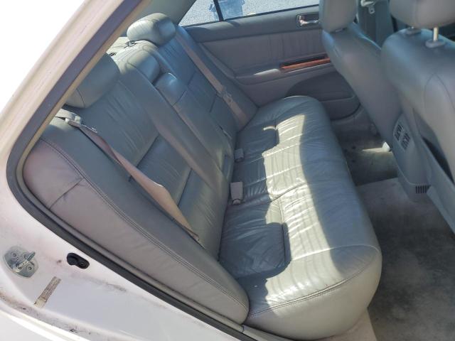 51624466 :رقم المزاد ، 4T1BF30K92U028784 vin ، 2002 Toyota Camry مزاد بيع