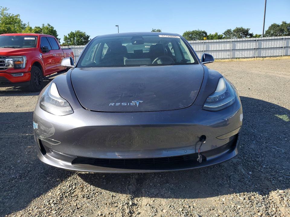 2018 Tesla Model 3 მანქანა იყიდება აუქციონზე, vin: 5YJ3E1EA1JF013462, აუქციონის ნომერი: 51120686