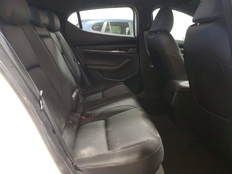 51560976 :رقم المزاد ، JM1BPAKMXP1614617 vin ، 2023 Mazda 3 مزاد بيع