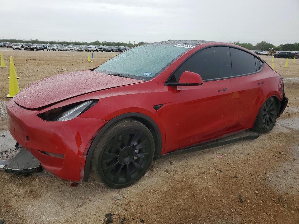 49611476 :رقم المزاد ، 7SAYGDEE3PA068816 vin ، 2023 Tesla Model Y مزاد بيع