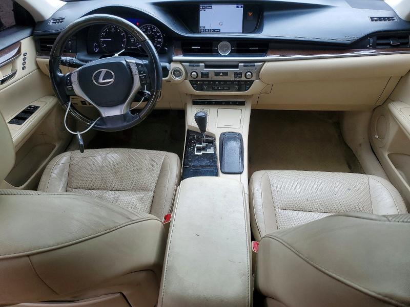 50233226 :رقم المزاد ، JTHBK1GG0F2159155 vin ، 2015 Lexus Es مزاد بيع