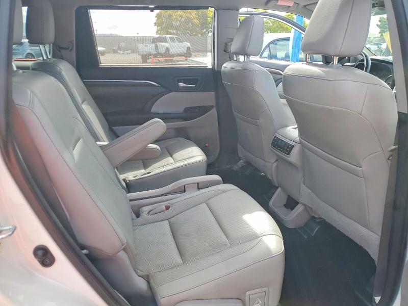Продажа на аукционе авто 2015 Toyota Highlander, vin: 5TDDKRFH7FS134409, номер лота: 51185306