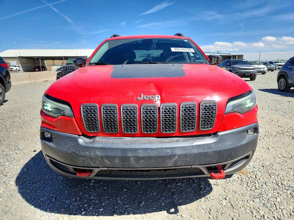 49828736 :رقم المزاد ، 1C4PJMBX4KD226938 vin ، 2019 Jeep Cherokee مزاد بيع