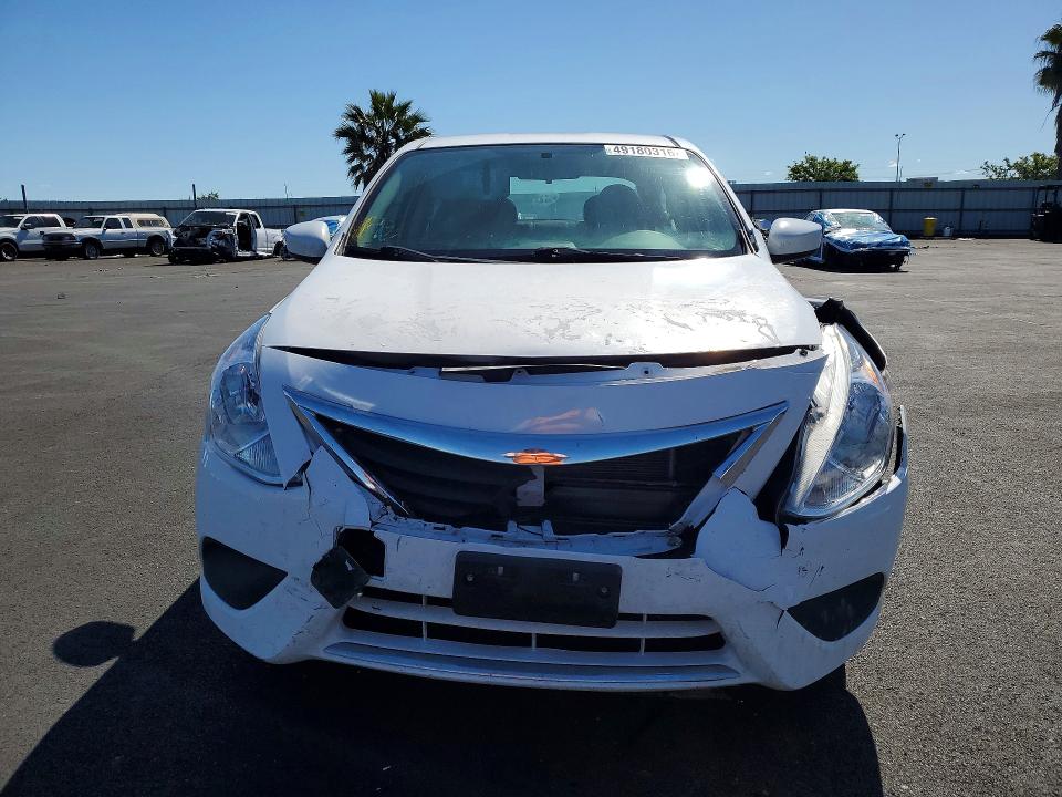 2017 Nissan Versa მანქანა იყიდება აუქციონზე, vin: 3N1CN7AP5HL823978, აუქციონის ნომერი: 49180316
