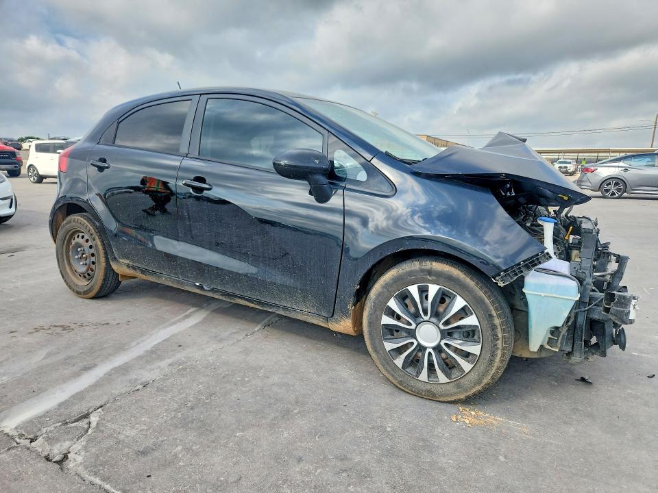 50438136 :رقم المزاد ، KNADM5A30F6518169 vin ، 2015 Kia Rio مزاد بيع