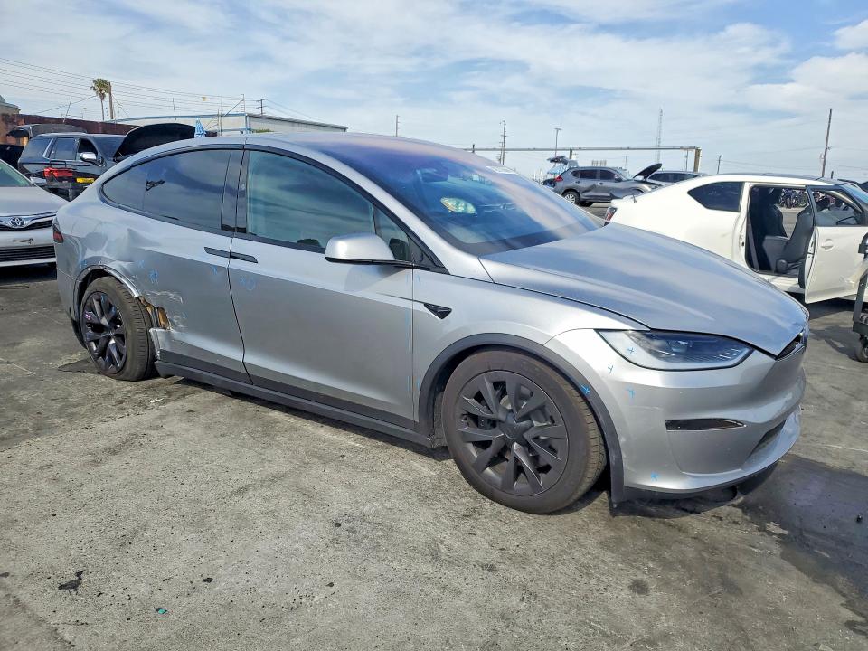 48512966 :رقم المزاد ، 7SAXCDE55RF458345 vin ، 2024 Tesla Model X مزاد بيع