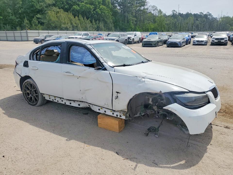 50681546 :رقم المزاد ، WBAVB33596AZ86086 vin ، 2006 Bmw 330 مزاد بيع
