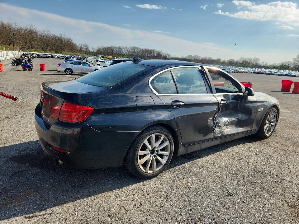 2016 Bmw 535 მანქანა იყიდება აუქციონზე, vin: WBA5B3C53GG252879, აუქციონის ნომერი: 49664256