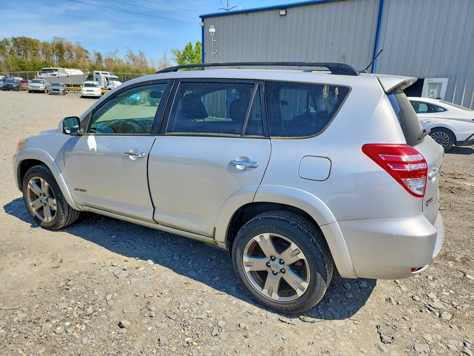 49424956 :رقم المزاد ، JTMRK4DV6B5099380 vin ، 2011 Toyota Rav4 مزاد بيع