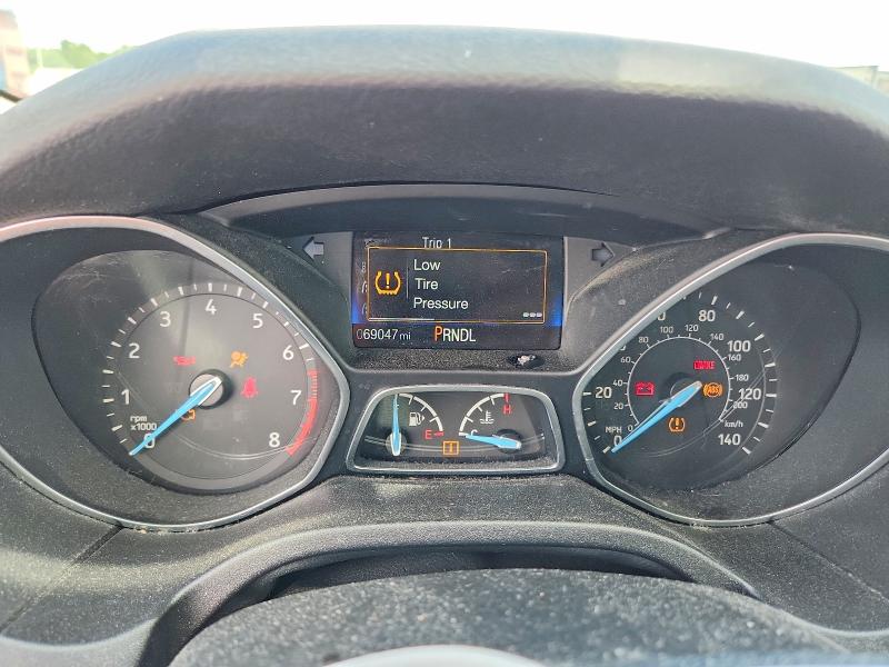 2016 Ford Focus მანქანა იყიდება აუქციონზე, vin: 1FADP3E27GL324571, აუქციონის ნომერი: 49625516