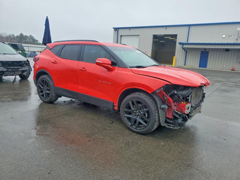 47186606 :رقم المزاد ، 3GNKBGRS4KS627318 vin ، 2019 Chevrolet Blazer مزاد بيع