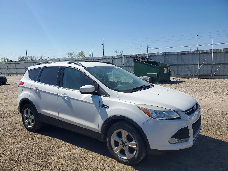 Продажа на аукционе авто 2015 Ford Escape, vin: 1FMCU9GX9FUB09031, номер лота: 50496206