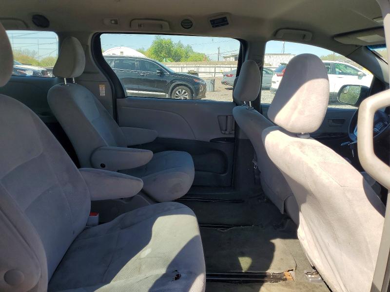 Продаж на аукціоні авто 2015 Toyota Sienna, vin: 5TDZK3DCXFS564915, номер лоту: 50984206
