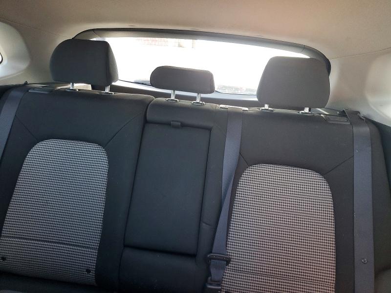 51381726 :رقم المزاد ، KM8K22AAXJU161595 vin ، 2018 Hyundai Kona مزاد بيع