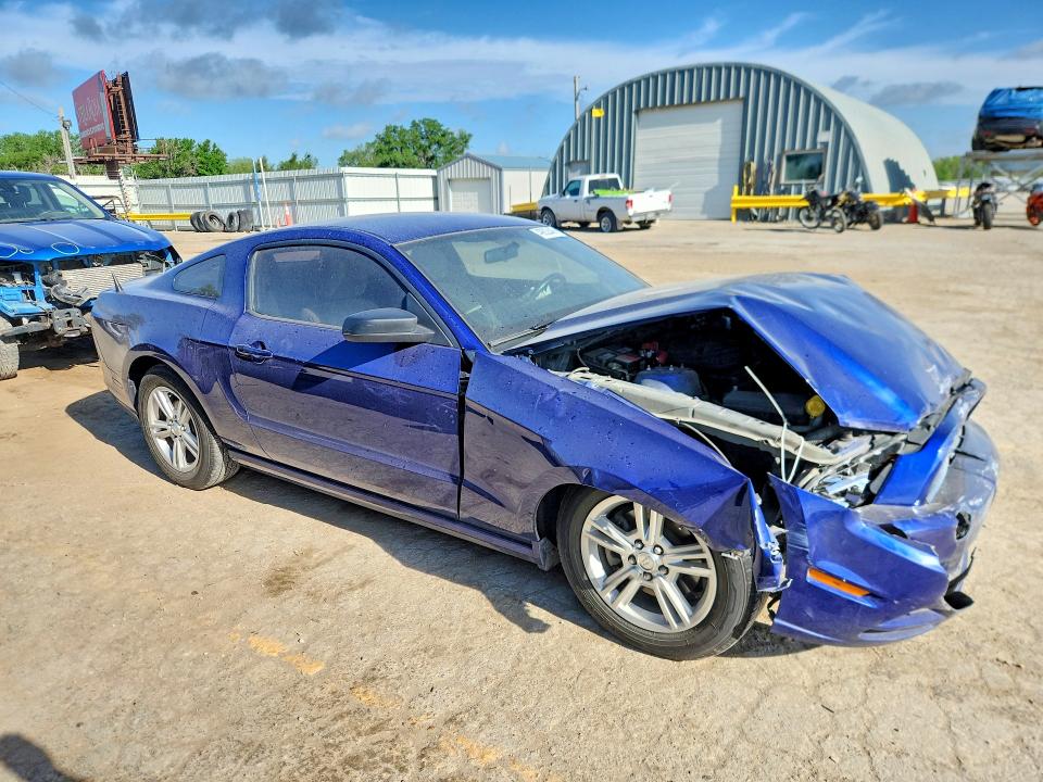 2014 Ford Mustang მანქანა იყიდება აუქციონზე, vin: 1ZVBP8AM6E5229228, აუქციონის ნომერი: 49832446
