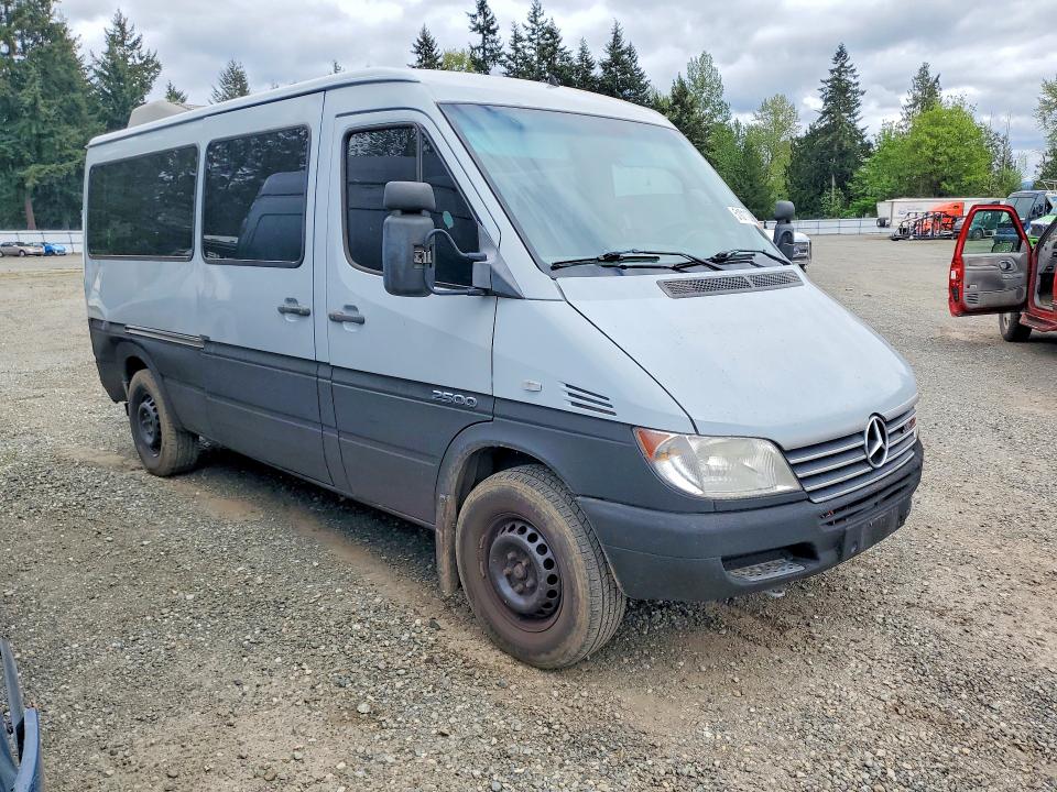 Продажа на аукционе авто 2005 Dodge Sprinter, vin: WD8PD644455802911, номер лота: 51011086