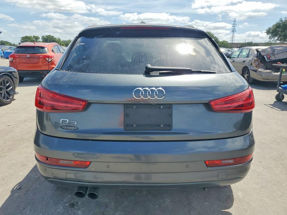 49468056 :رقم المزاد ، WA1BCCFS2JR015181 vin ، 2018 Audi Q3 مزاد بيع