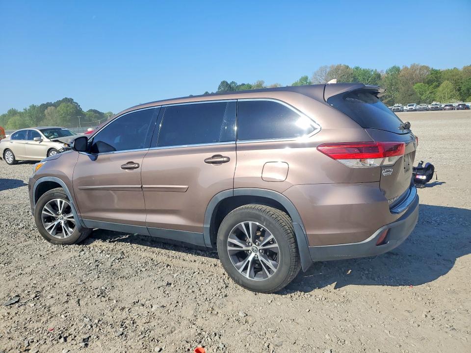 Продажа на аукционе авто 2019 Toyota Highlander, vin: 5TDBZRFH7KS700663, номер лота: 49443316