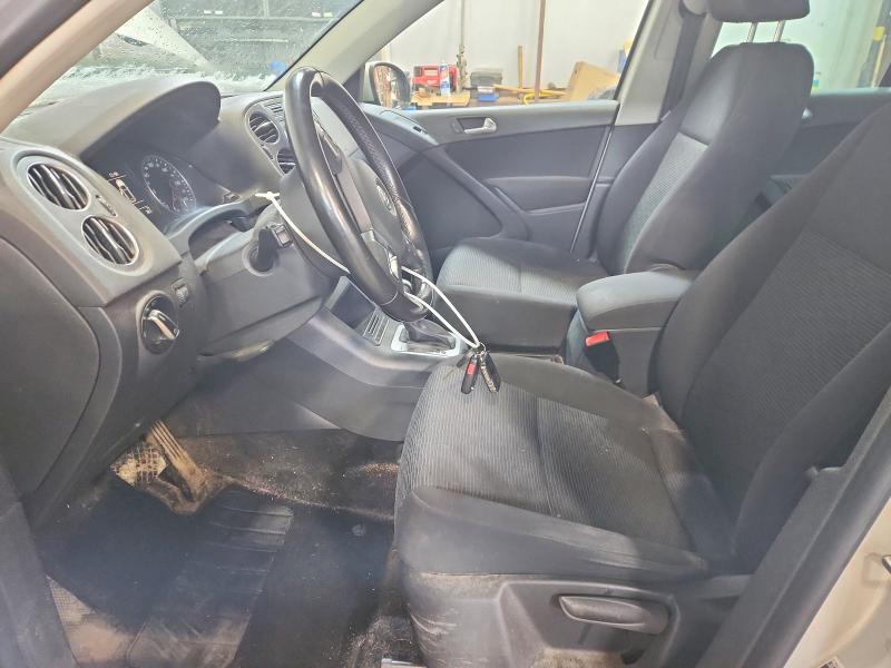 48411216 :رقم المزاد ، WVGJV3AX2EW570942 vin ، 2014 Volkswagen Tiguan مزاد بيع