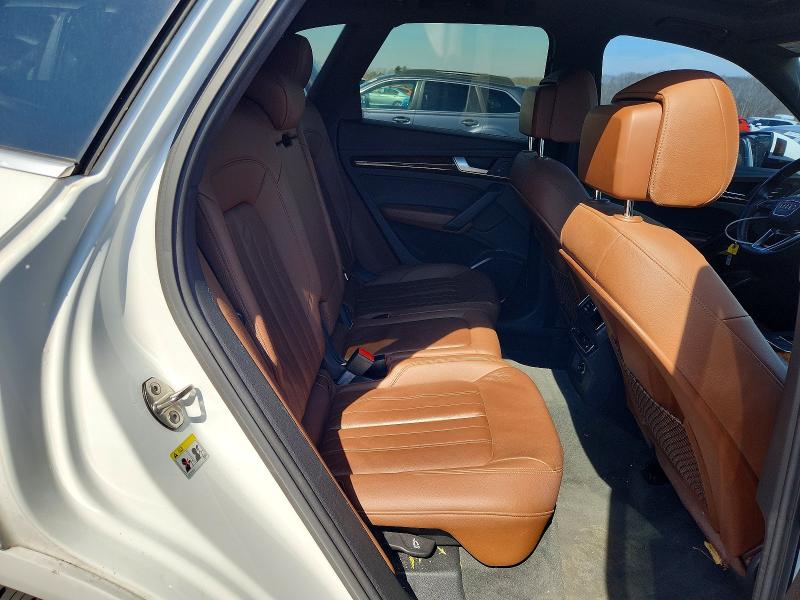 2018 Audi Q5 მანქანა იყიდება აუქციონზე, vin: WA1BNAFY8J2121064, აუქციონის ნომერი: 49837946