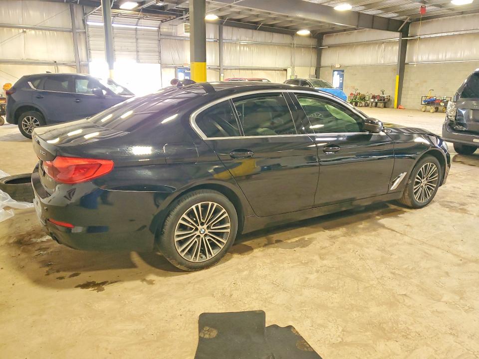 Продажа на аукционе авто 2019 Bmw 530, vin: WBAJA7C52KWW17592, номер лота: 50121046
