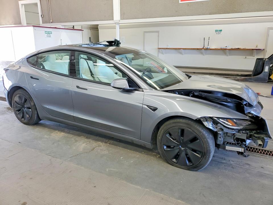 2025 Tesla Model 3 მანქანა იყიდება აუქციონზე, vin: 5YJ3E1EB7SF874249, აუქციონის ნომერი: 52009846