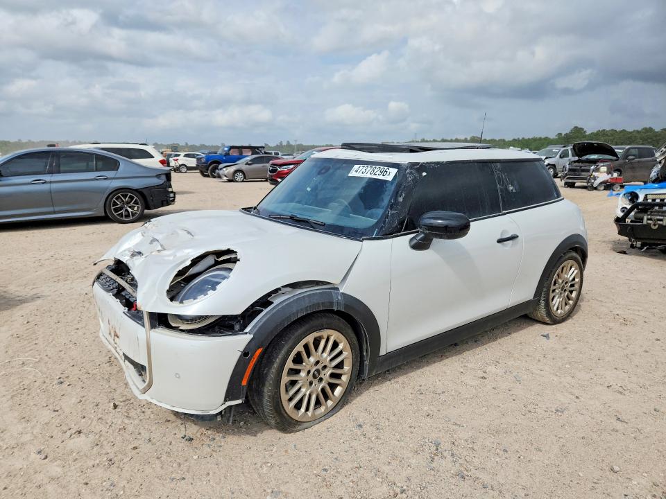 Продаж на аукціоні авто 2025 Mini Cooper, vin: WMW23GD06S2W28331, номер лоту: 47378296