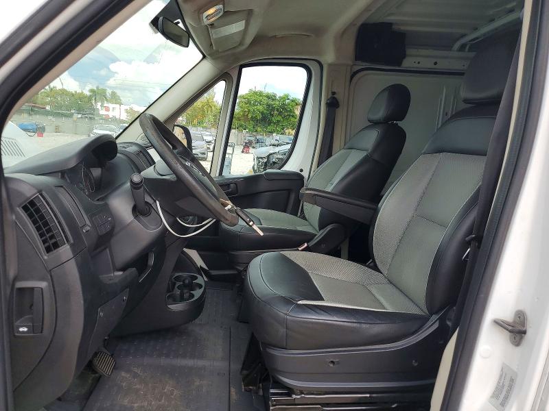 51614736 :رقم المزاد ، 3C6TRVAG6GE106795 vin ، 2016 Ram Promaster 1500 مزاد بيع