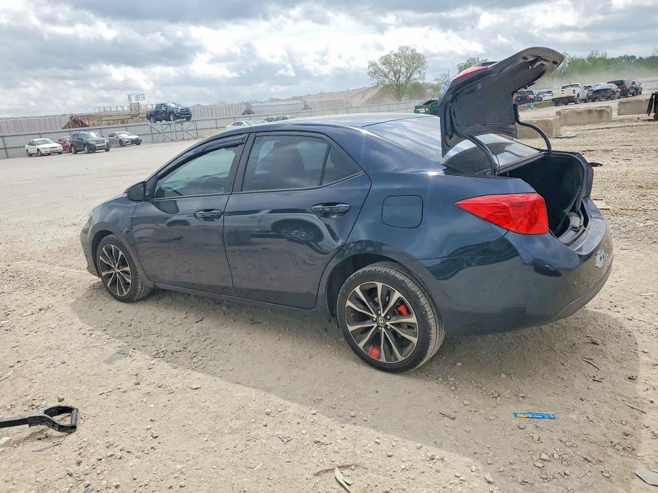 49886686 :رقم المزاد ، 5YFBURHE1HP616132 vin ، 2017 Toyota Corolla مزاد بيع