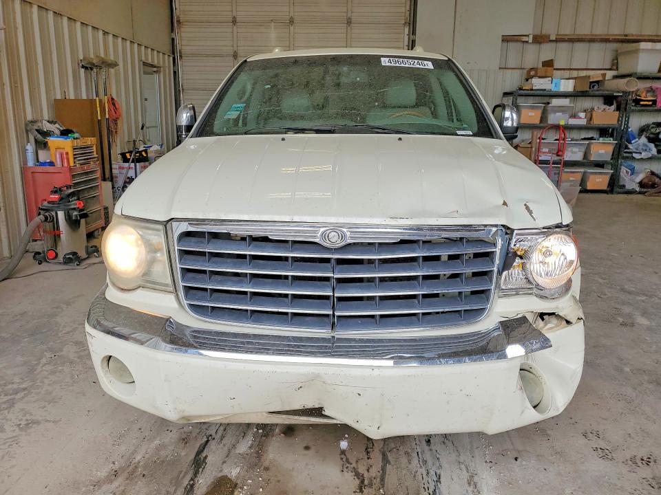 49665246 :رقم المزاد ، 1A8HX58238F140210 vin ، 2008 Chrysler Aspen مزاد بيع