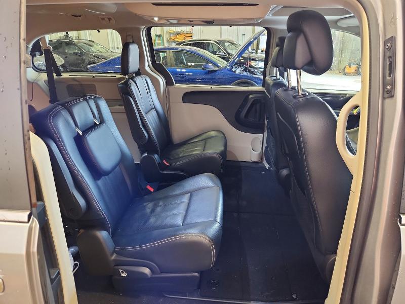 48605626 :رقم المزاد ، 2C4RC1CG7GR188366 vin ، 2016 Chrysler Town & Country مزاد بيع
