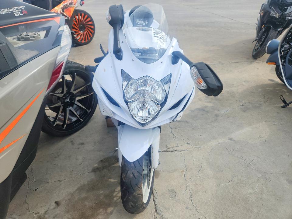 Продажа на аукционе авто 2019 Suzuki Gsx-r600, vin: JS1GN7FA3K7100526, номер лота: 47942796