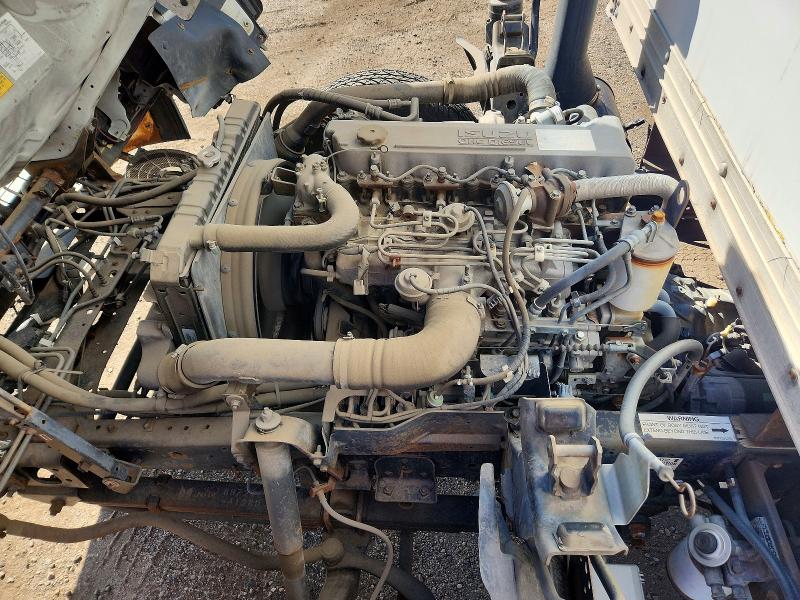 51327536 :رقم المزاد ، JALB4B148Y7002168 vin ، 2000 Isuzu Npr مزاد بيع