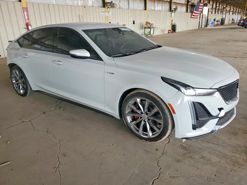 50151966 :رقم المزاد ، 1G6DR5RW3M0136420 vin ، 2021 Cadillac Ct5-v مزاد بيع