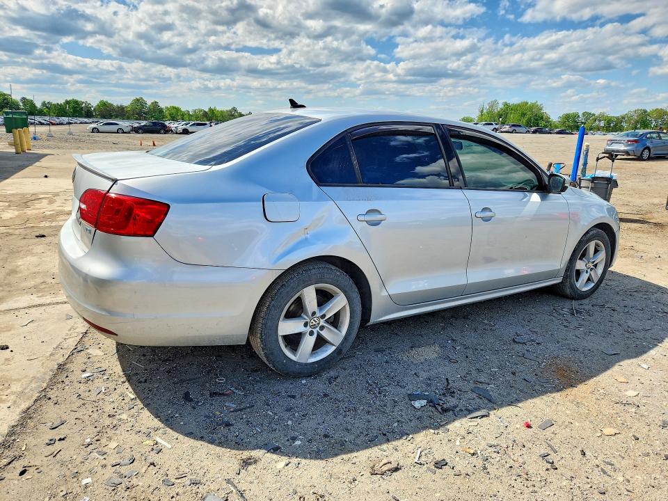 51907966 :رقم المزاد ، 3VW3L7AJ1CM313139 vin ، 2012 Volkswagen Jetta مزاد بيع