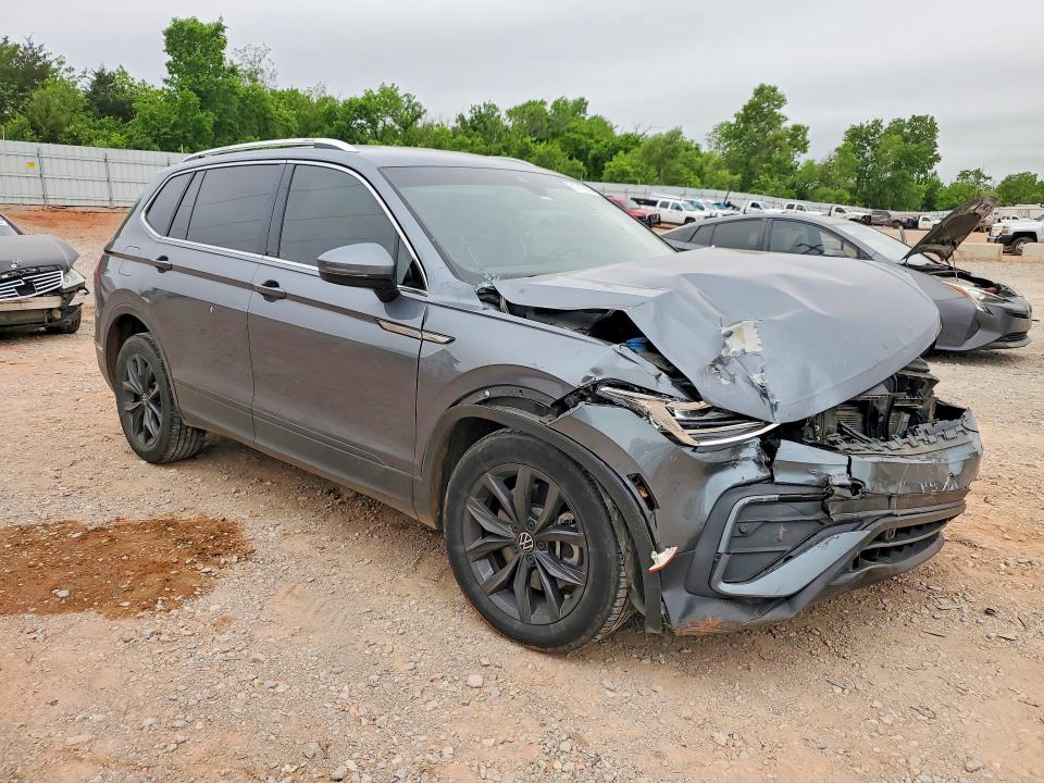 Продаж на аукціоні авто 2022 Volkswagen Tiguan, vin: 3VV2B7AX0NM096323, номер лоту: 51713756