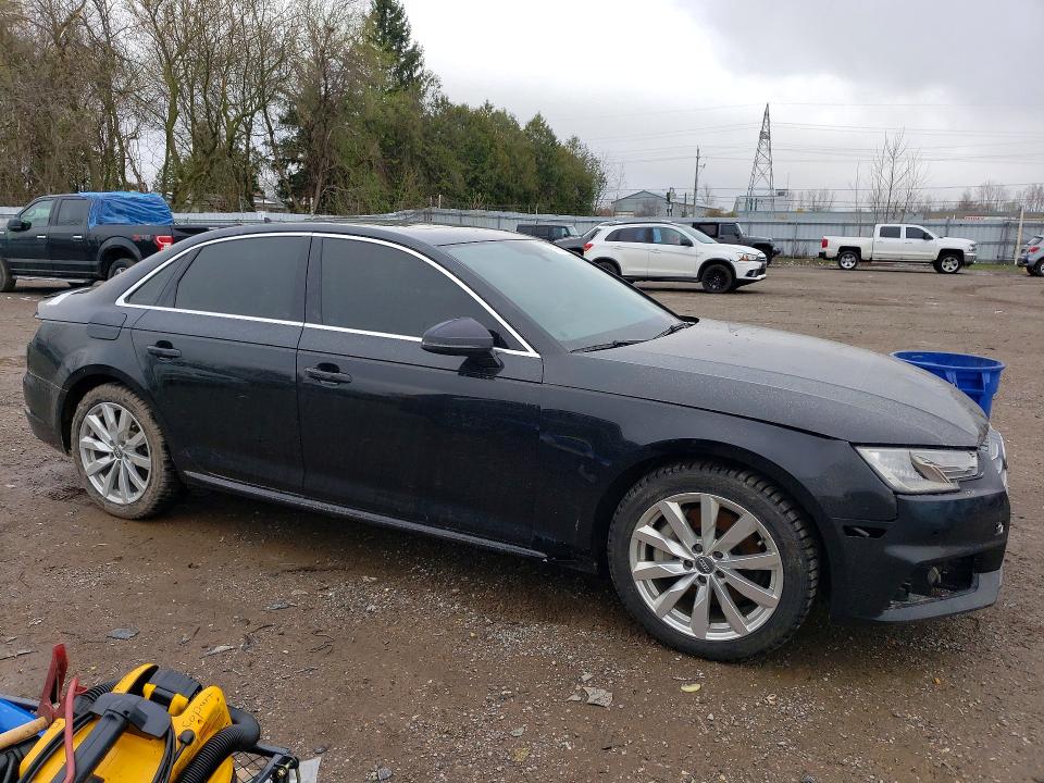 50099086 :رقم المزاد ، WAUNNAF40JA152652 vin ، 2018 Audi A4 مزاد بيع