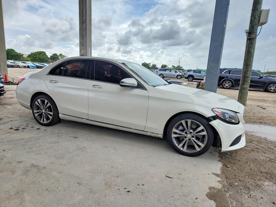Продажа на аукционе авто 2016 Mercedes-benz C, vin: 55SWF4JB9GU132992, номер лота: 48431036