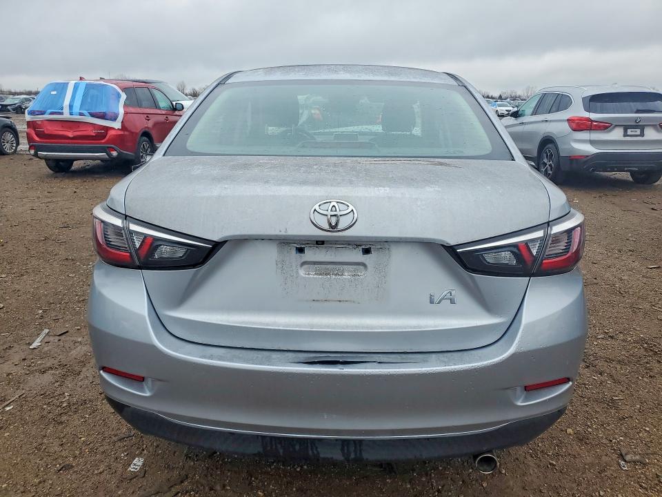 Продажа на аукционе авто 2018 Toyota Yaris Ia, vin: 3MYDLBYV0JY327821, номер лота: 49020606