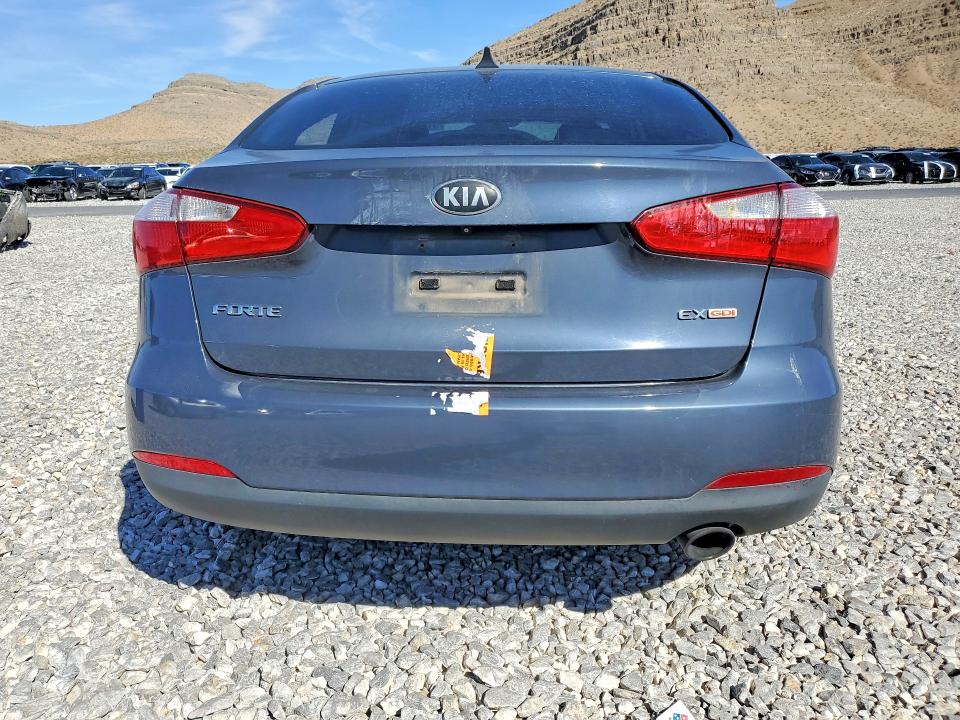 51307536 :رقم المزاد ، KNAFX4A80E5111611 vin ، 2014 Kia Forte مزاد بيع
