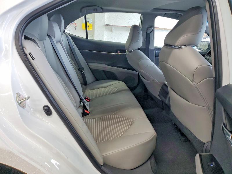 50368706 :رقم المزاد ، 4T1B11HK4KU262578 vin ، 2019 Toyota Camry مزاد بيع