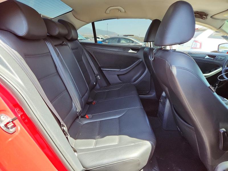 50519956 :رقم المزاد ، 3VWD17AJXEM283491 vin ، 2014 Volkswagen Jetta مزاد بيع