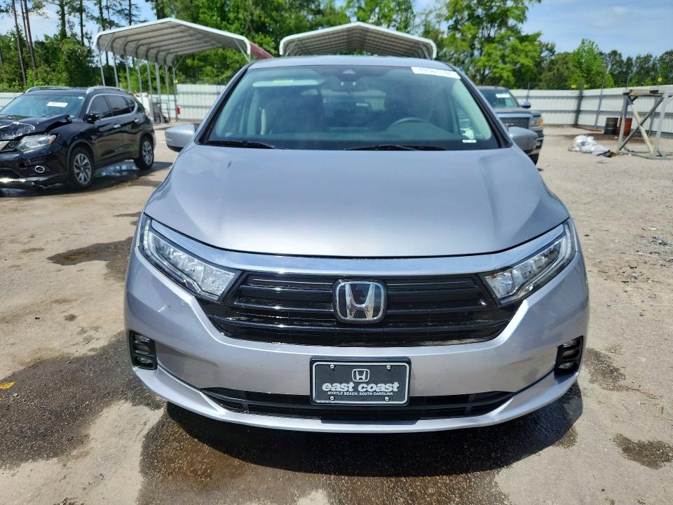 Продажа на аукционе авто 2021 Honda Odyssey, vin: 5FNRL6H58MB016830, номер лота: 49561786