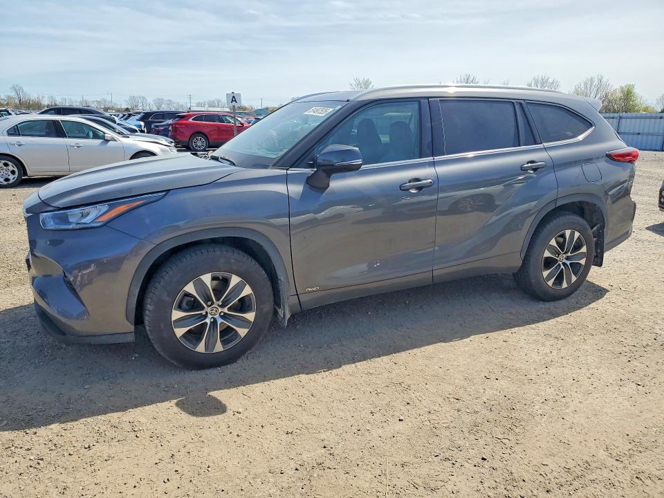Продажа на аукционе авто 2022 Toyota Highlander Hybrid, vin: 5TDGBRCH5NS537692, номер лота: 51497526