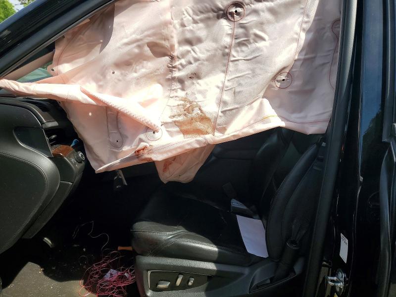 49904776 :رقم المزاد ، 1GYS3BKJ8JR318537 vin ، 2018 Cadillac Escalade مزاد بيع