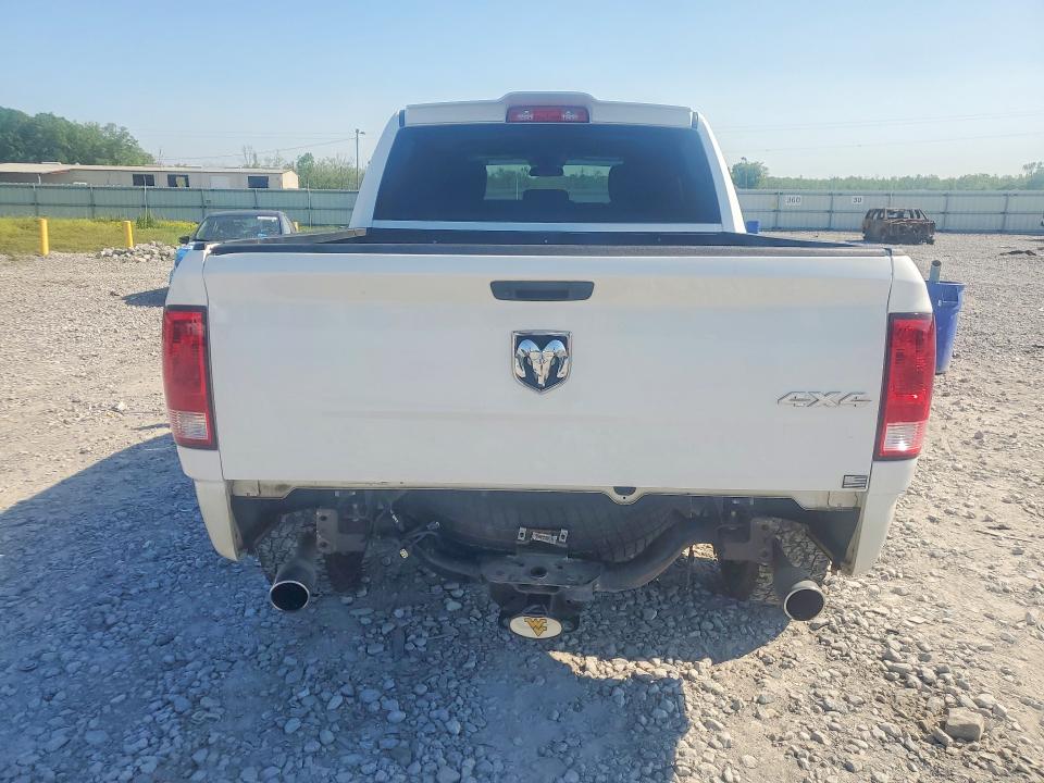 49374636 :رقم المزاد ، 1C6RR7KT8KS635415 vin ، 2019 Ram 1500 Classic مزاد بيع