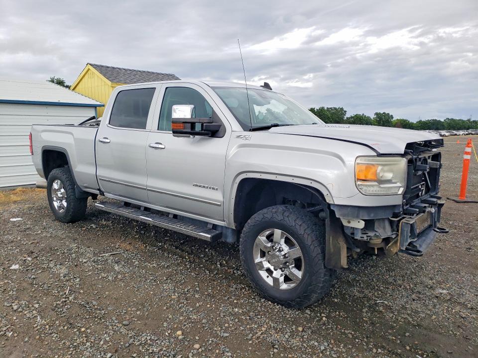 47978056 :رقم المزاد ، 1GT423E8XFF559394 vin ، 2015 Gmc Sierra مزاد بيع
